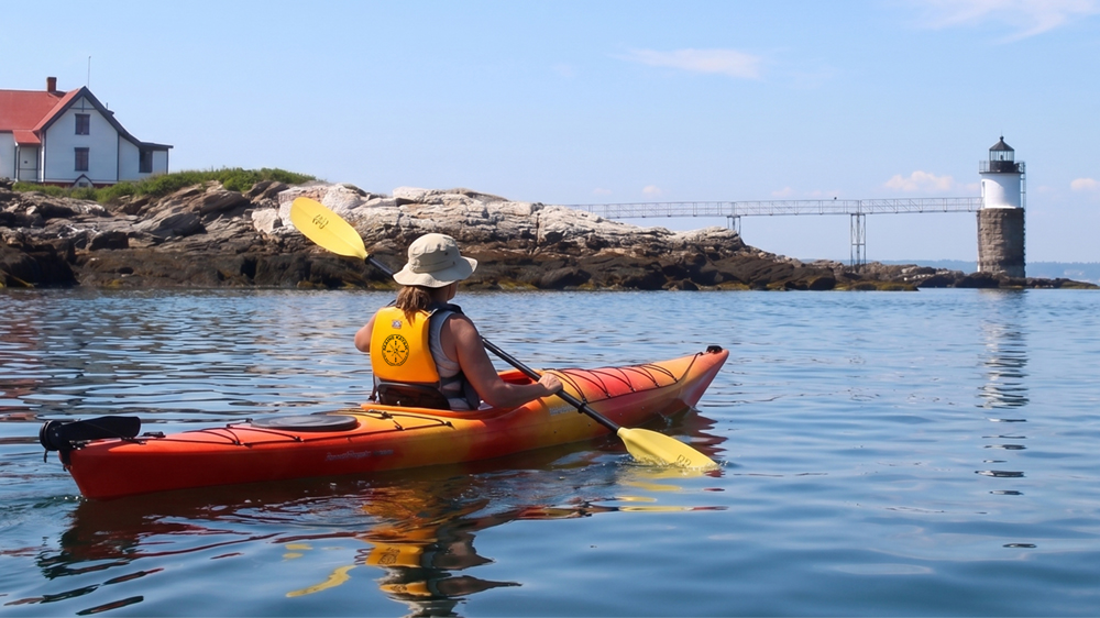 Single kayak rental in Maine — available at our Boothbay Harbor and Pemaquid shops